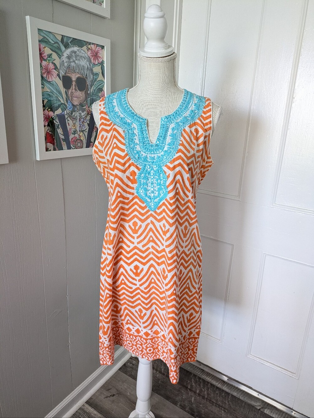 Bella Tu Dress Sequin Embroidered Size 8
